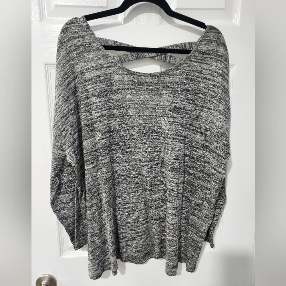 Lane Bryant Gray and Silver Metallic Thread Pullover Sweater in Size 22/24